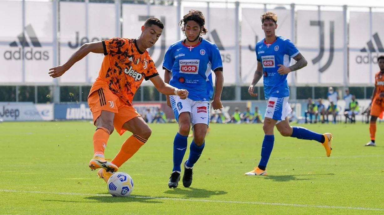 Ювентус – Новара – 5:0