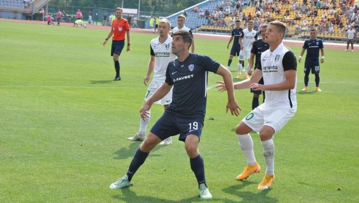 Антон Шиндер (по центру) / фото: ФК Минай