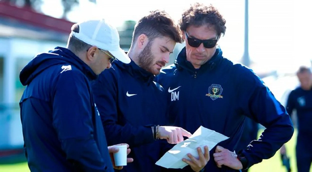 Ночентини ( в центре) и Михайленко / Сайт СК Днепр-1