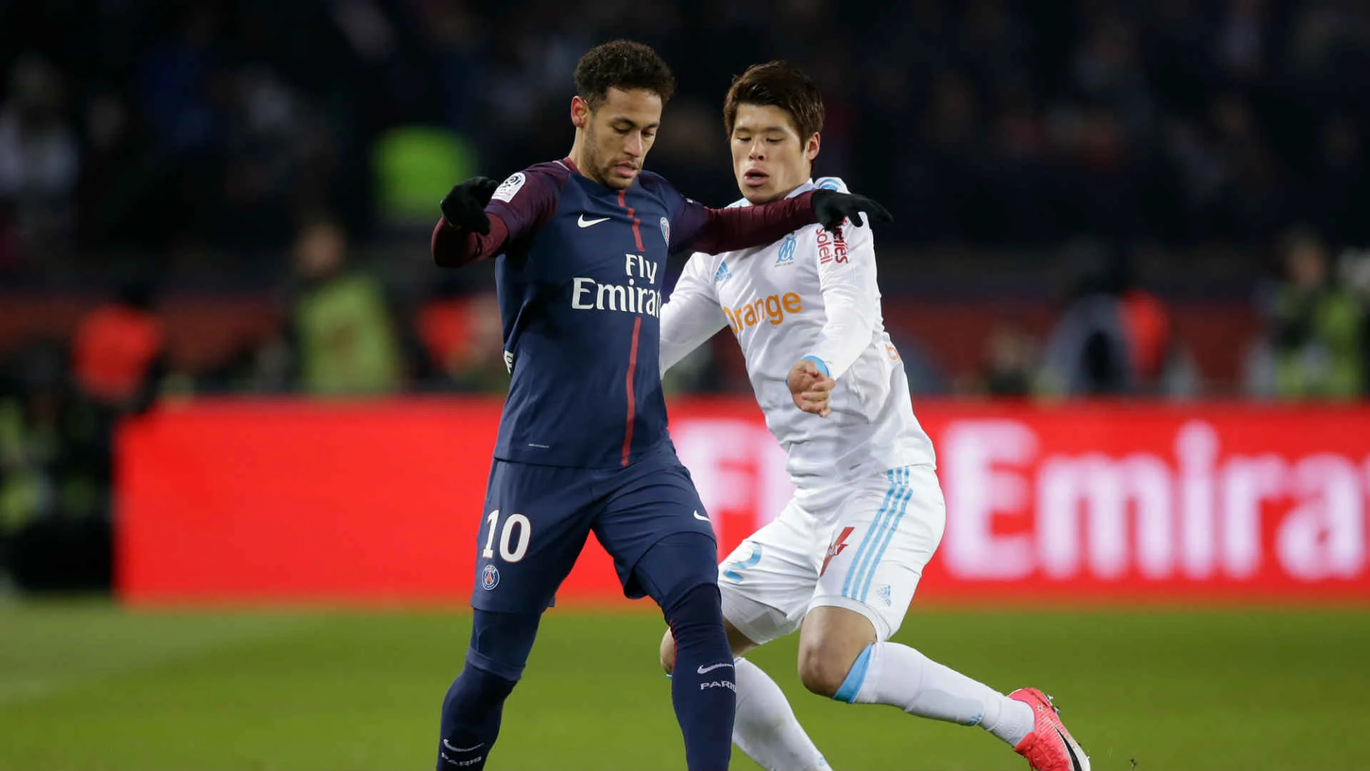 Неймар и Сакай / Getty Images