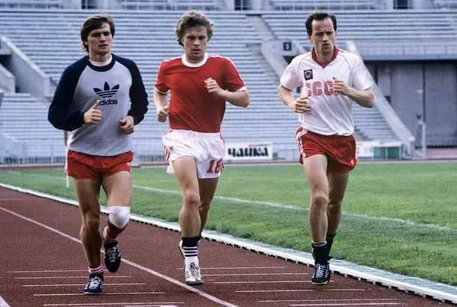 рац заваров бєланов