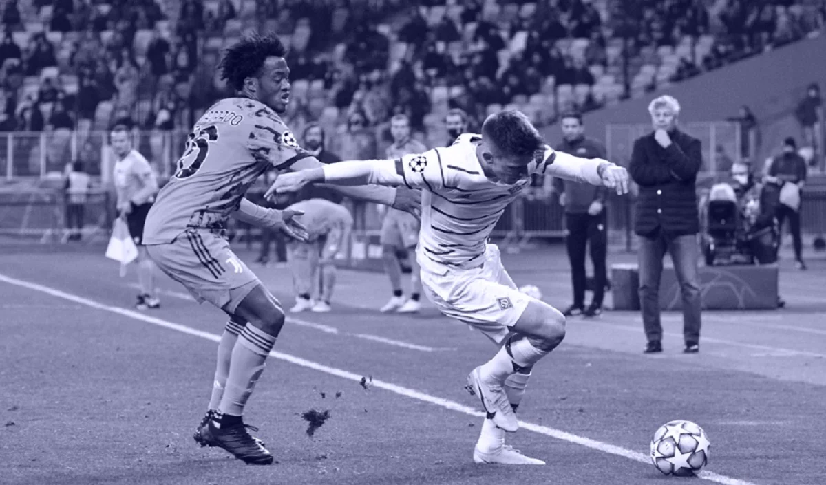 Вербич против Куадрадо / Фото ФК Динамо