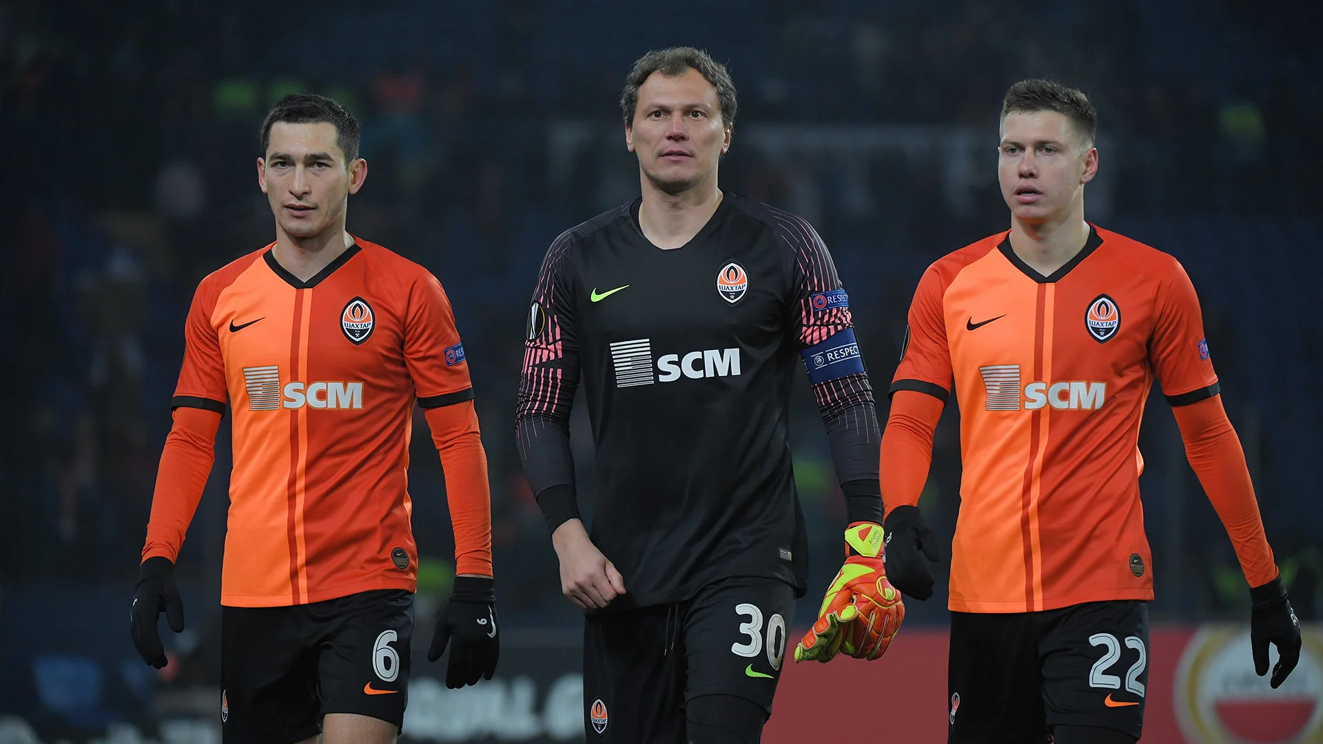 Николай Матвиенко (крайний справа) / ФК Шахтер