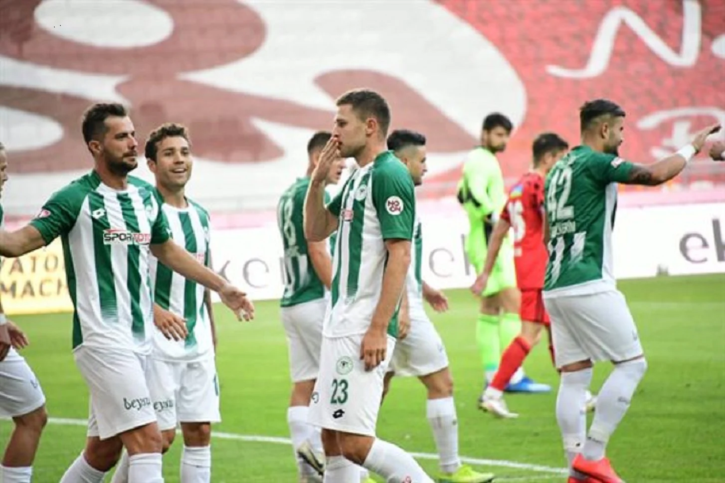 Коньяспор – Істанбул Башакшехір / Фото ФК Коньяспор