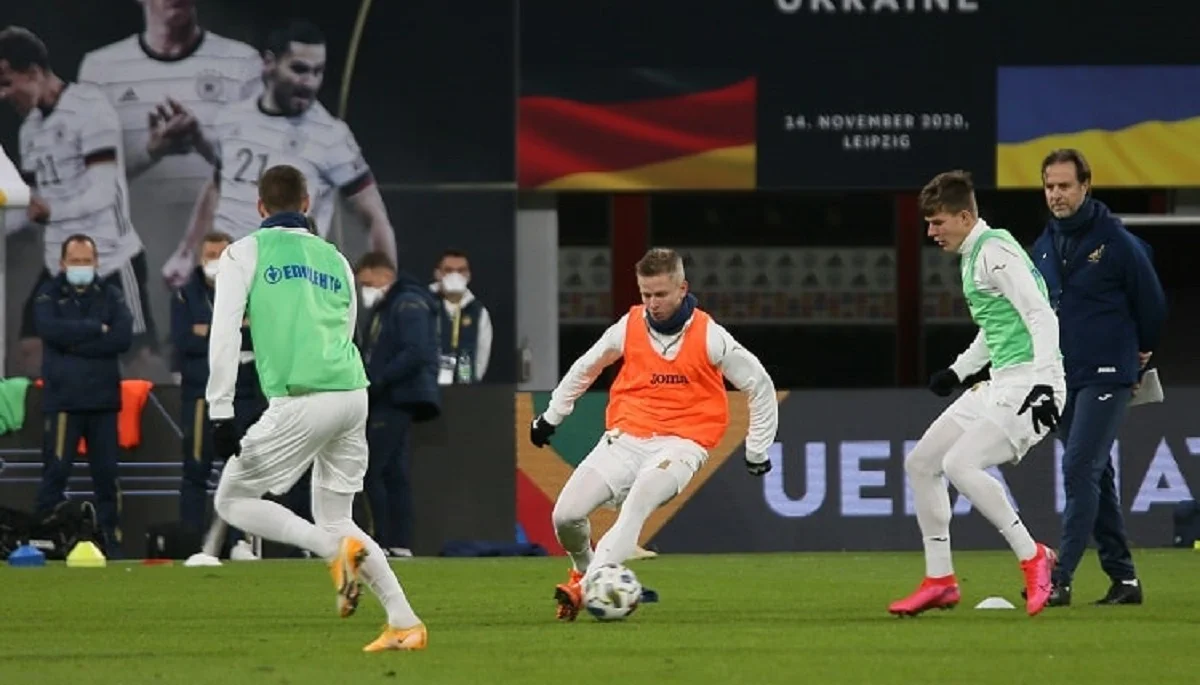 Соболь на тренировке (справа) / Фото УАФ