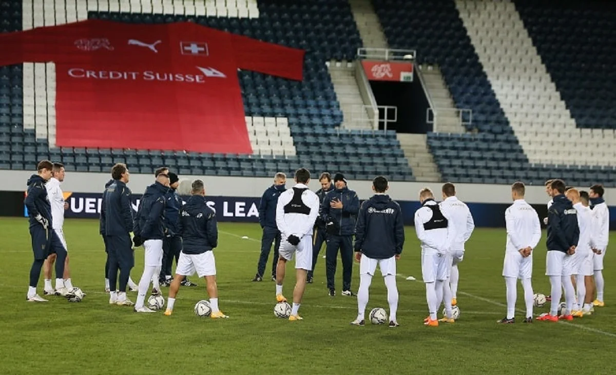 Тренування "синьо-жовтих" / фото Є. Кравса