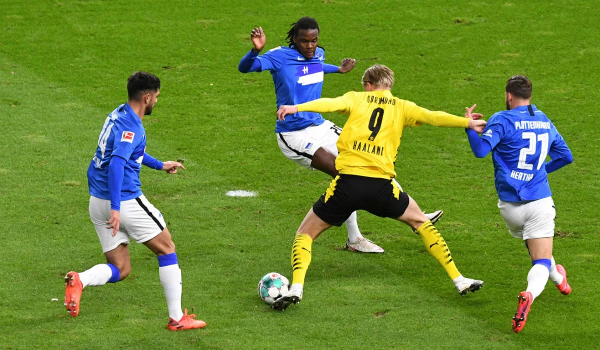 Холанд знову розриває Бундеслігу / ФК Борусія Д