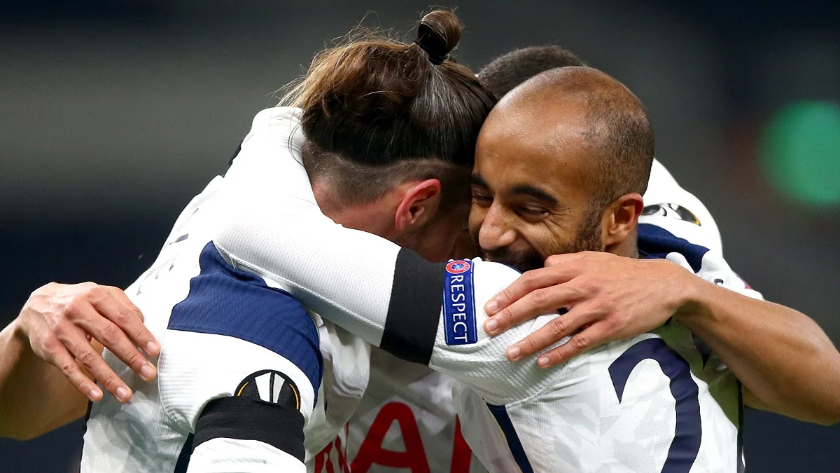 Щасливі гравці Тоттенхема / Твіттер "шпор"