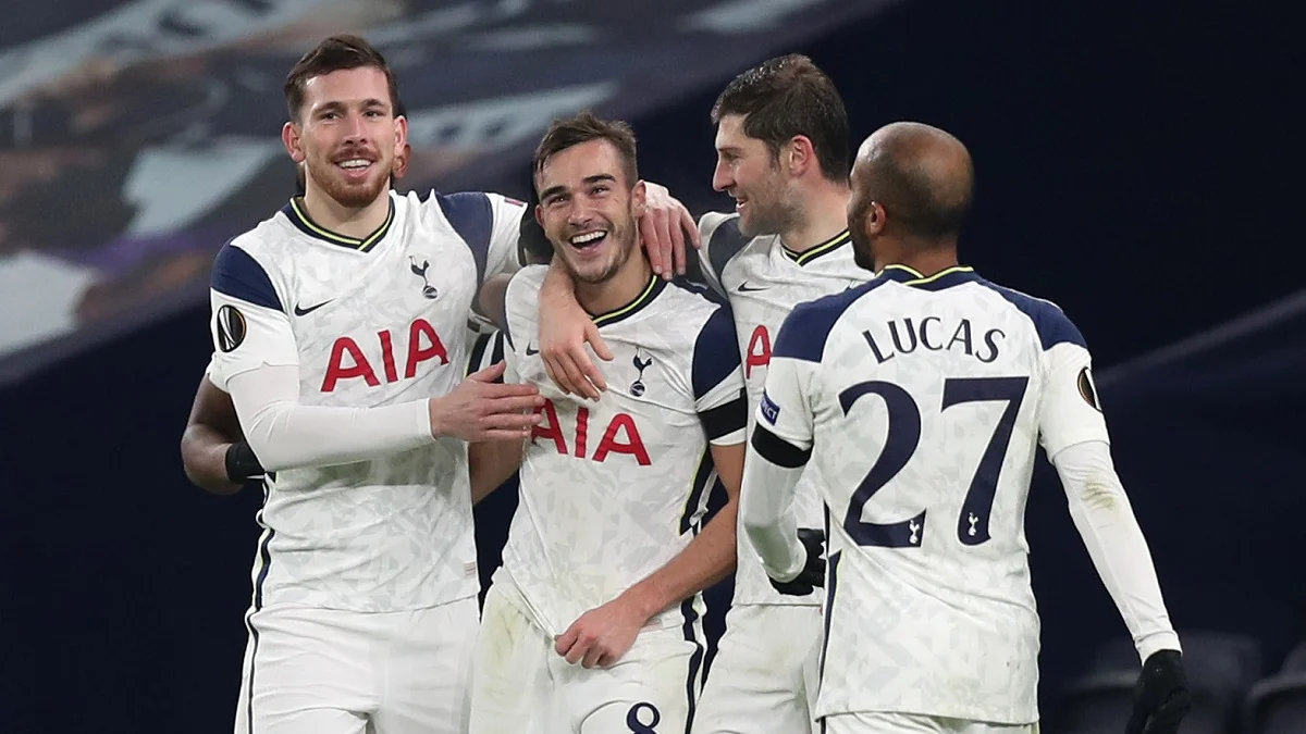 Щасливі гравці Тоттенхема / Твіттер "шпор"