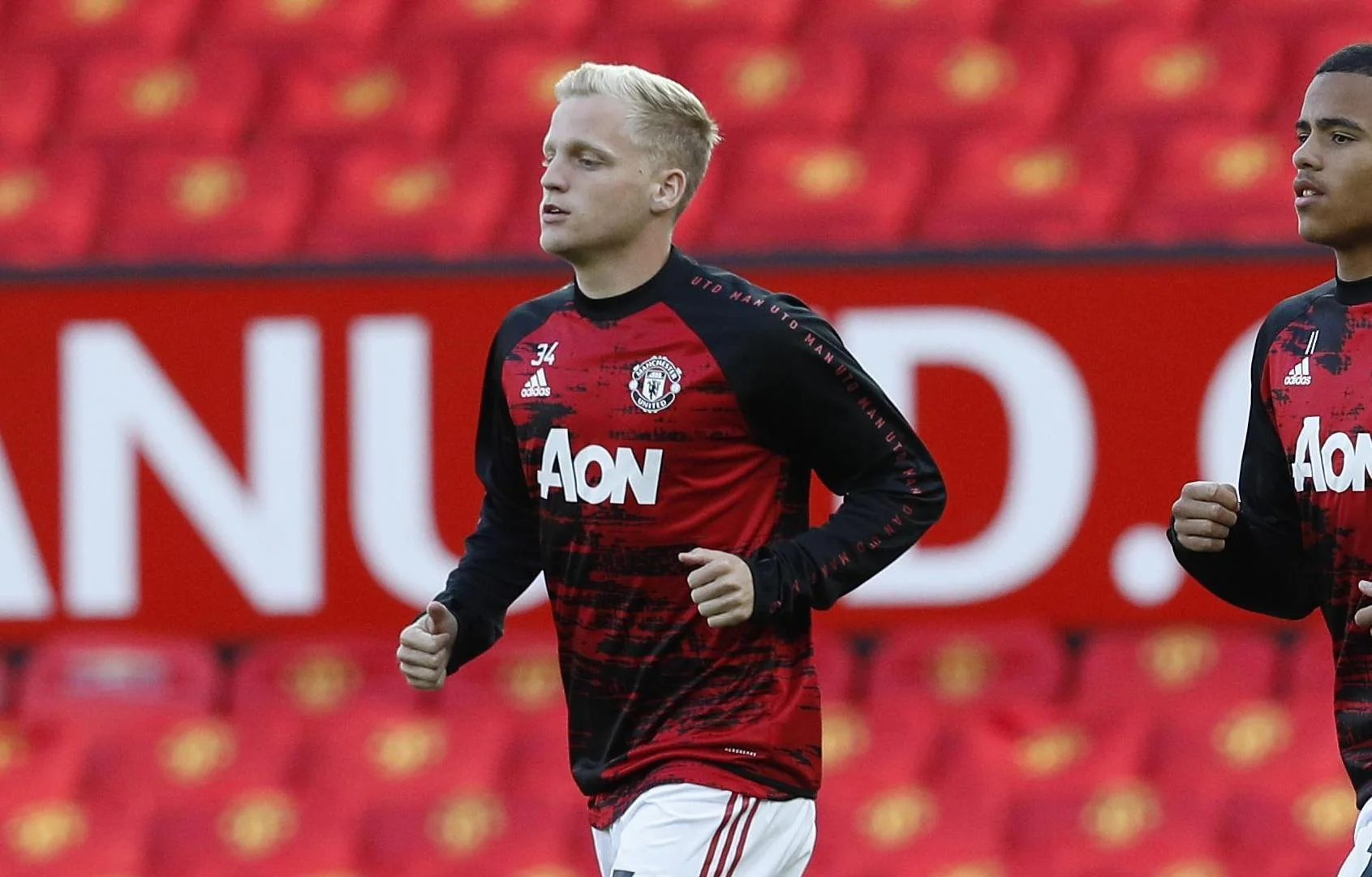 Донни ван де Беек / Mega