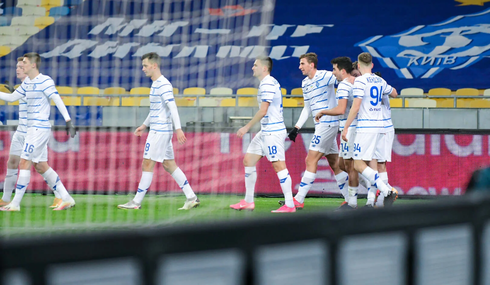 Игроки киевлян в матче с Ворсклой / Фото ФК Динамо