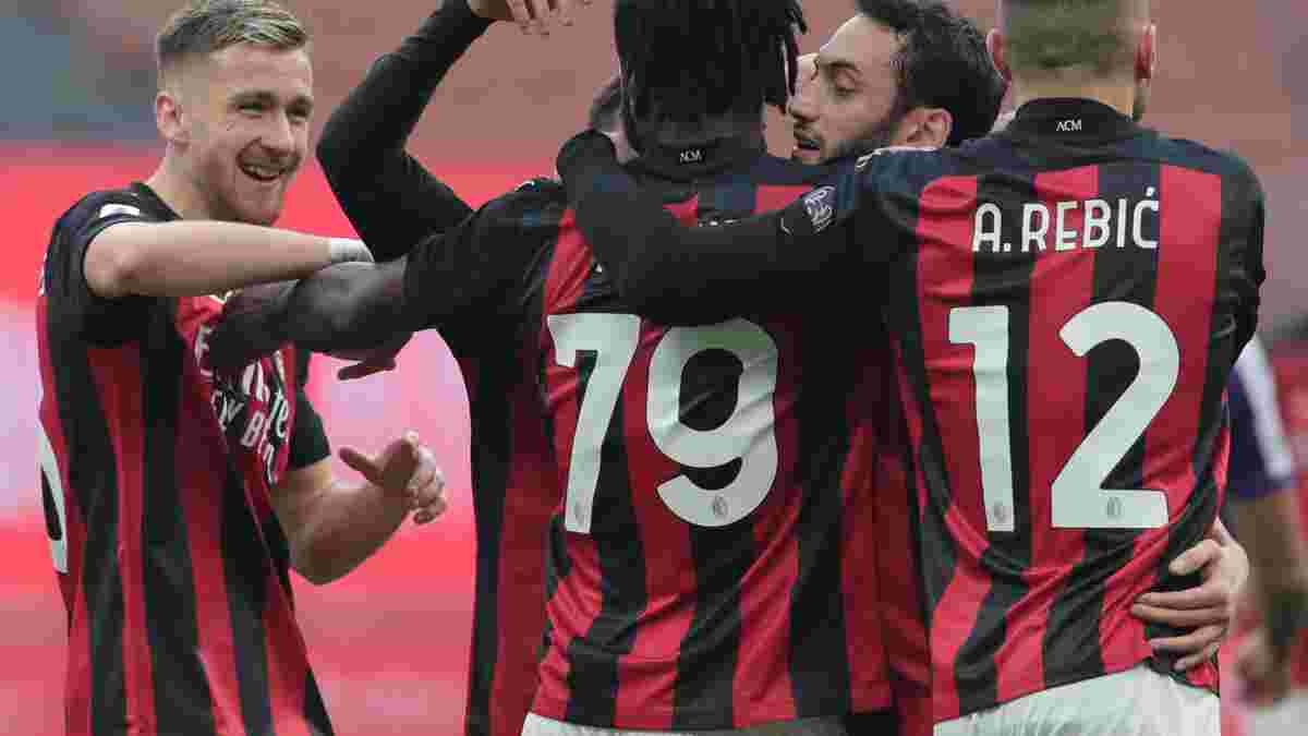 Милан победил Фиорентину и возглавил Серию А, Специя благодаря пенальти на последних минутах вырвала ничью у Кальяри