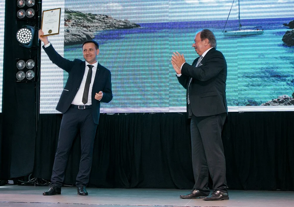 титарчук титарчук