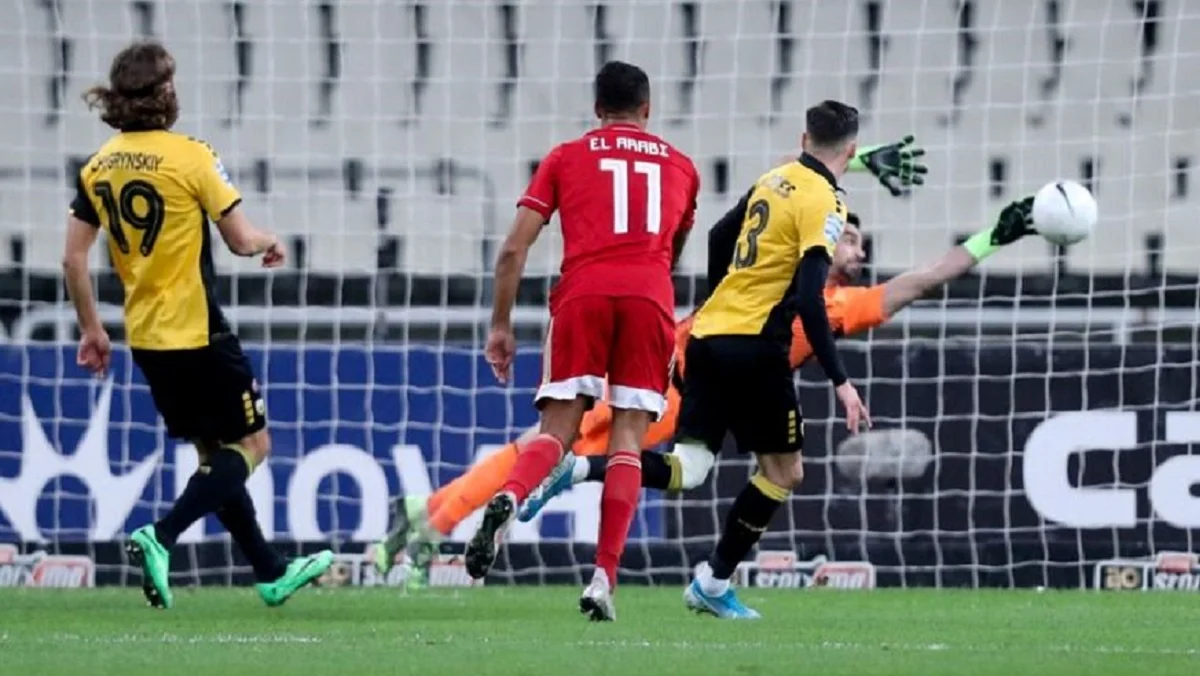 Чигринский против Олимпиакоса / фото из соцсетей