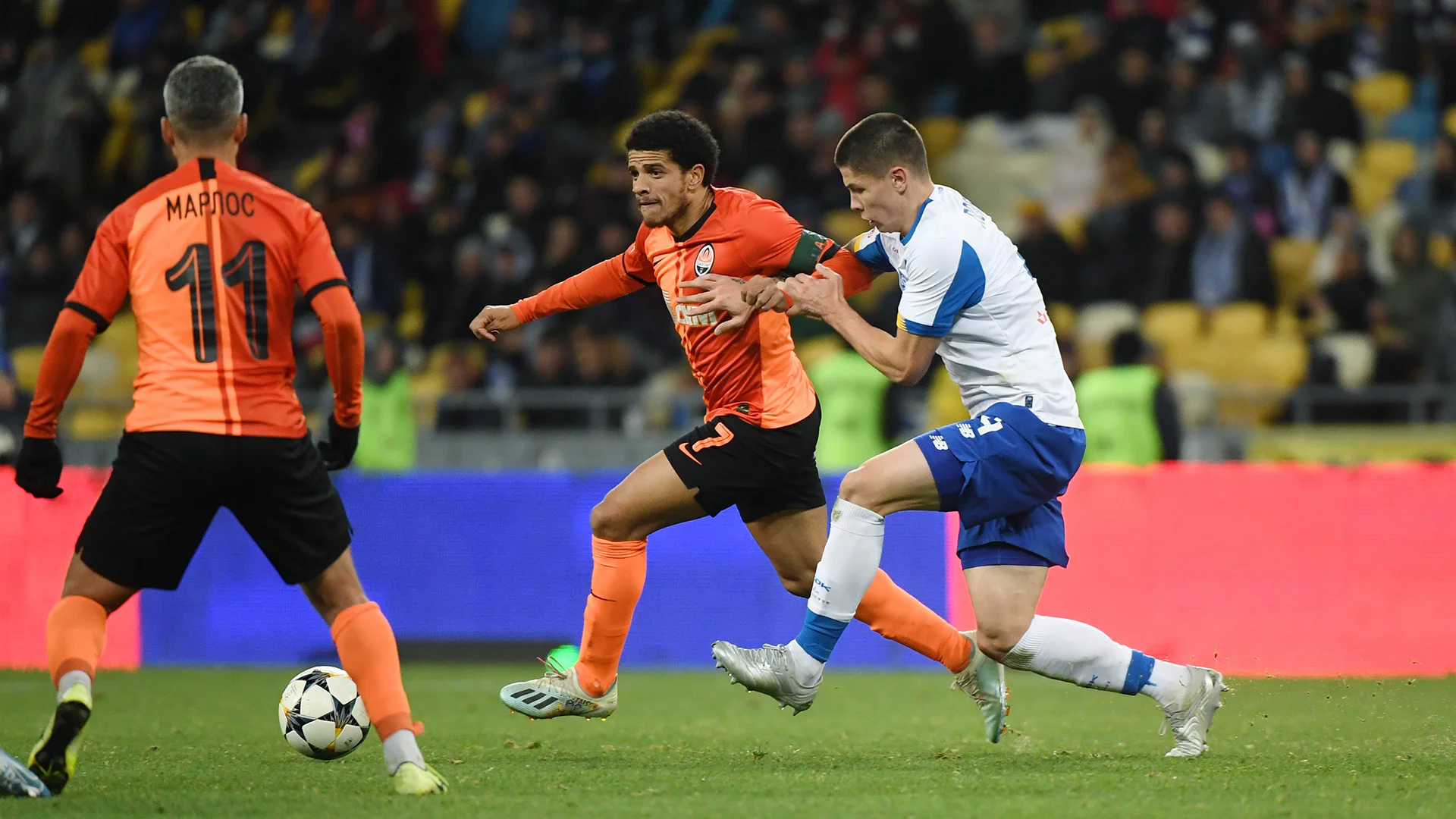 Классическое противостояние / ФК Шахтер