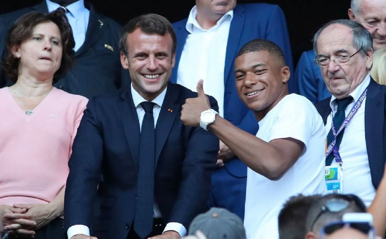 Еммануель Макрон та Кіліан Мбаппе / Фото Paris Match