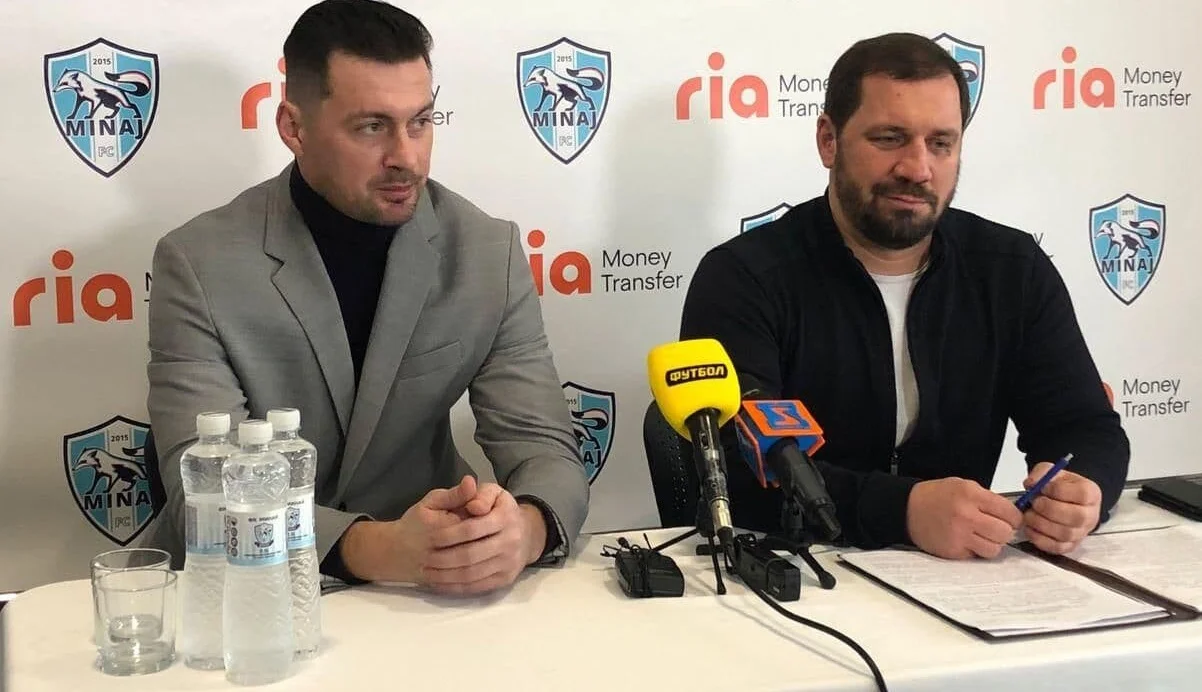 Артем Милевский (слева) / ФК Минай