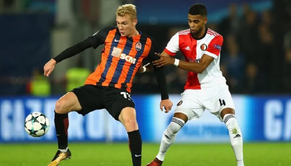 Віктор Коваленко (ліворуч) / ФК Шахтар