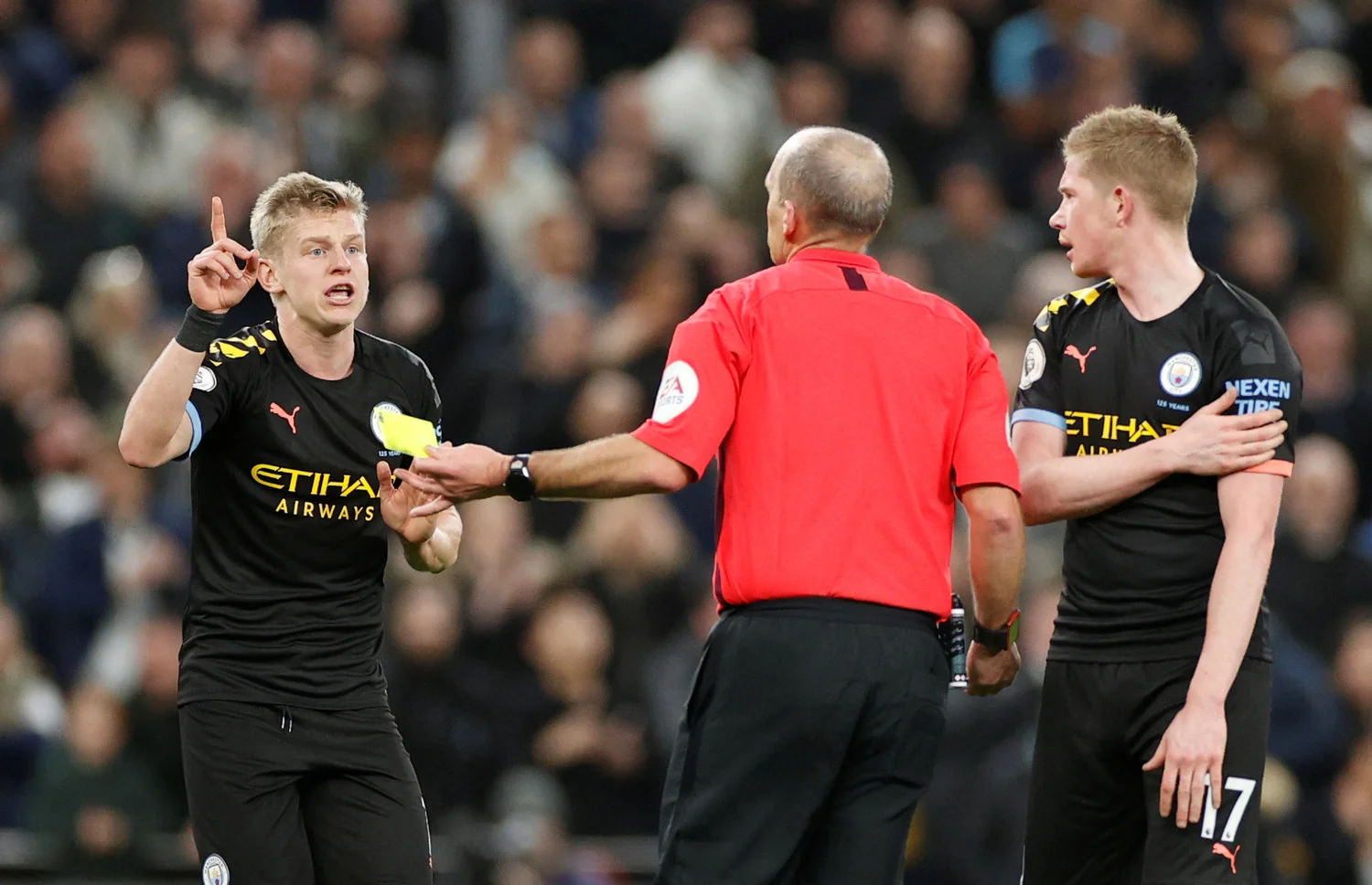 Александр Зинченко (крайний слева) / Reuters