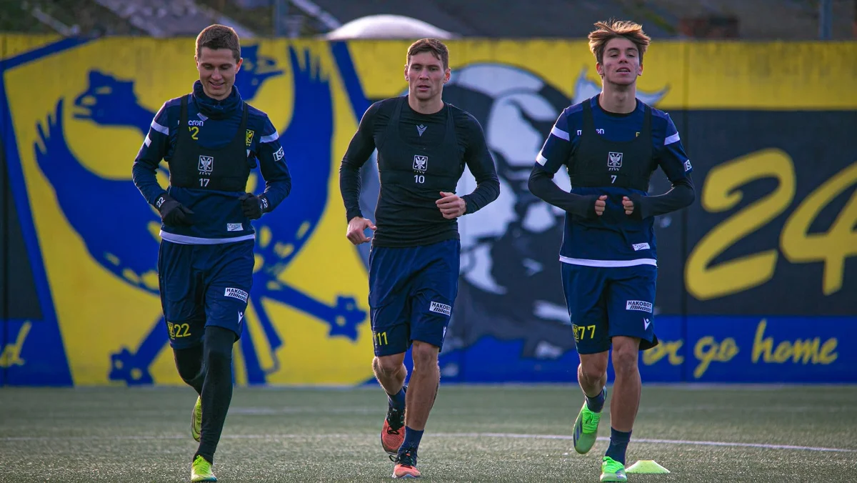 Александр Филиппов (посередине) / фото: Сент-Трюйден