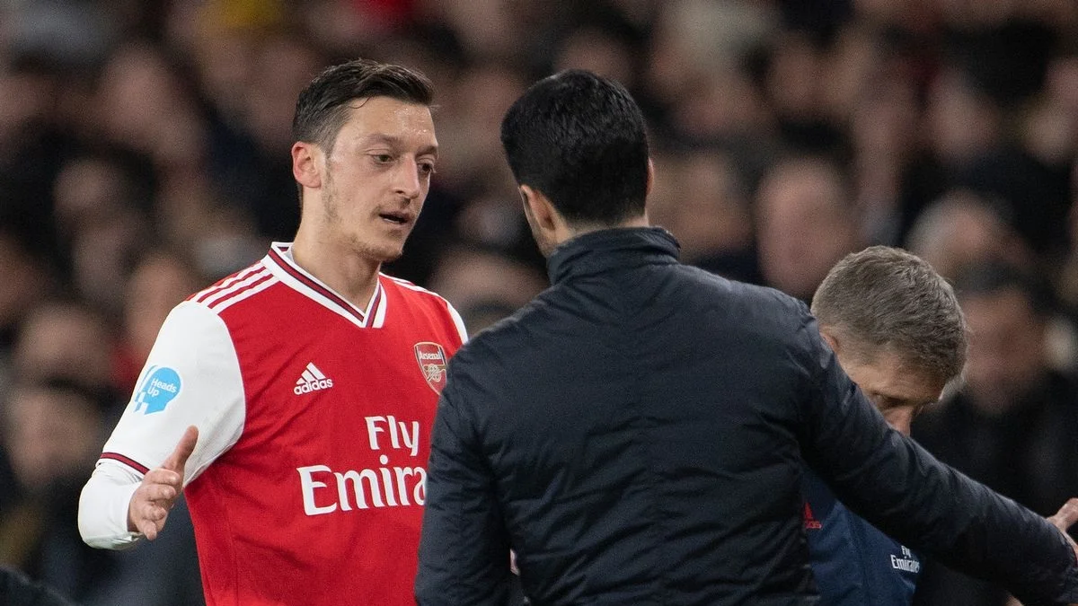 Озил и Артета / Фото из открытых источников