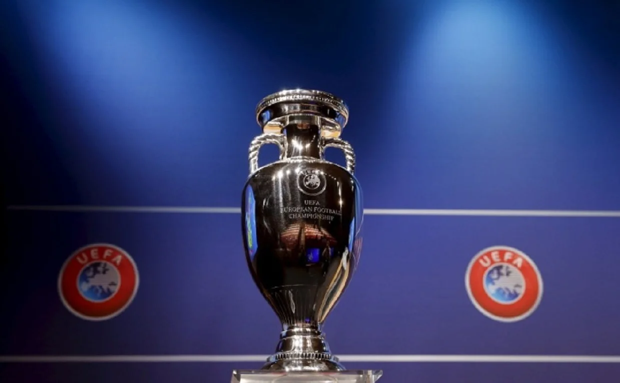 Трофей Євро / Сайт УЄФА