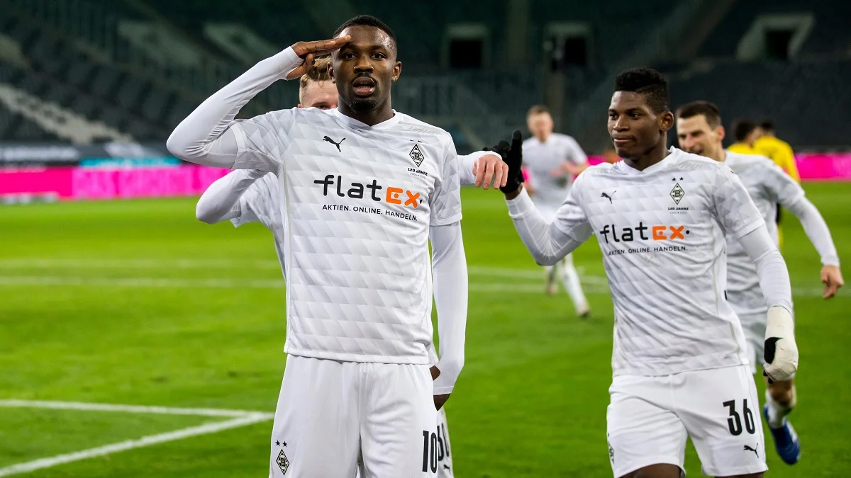 Боруссия М – Боруссия Д – 4:2 – видео голов и обзор матча