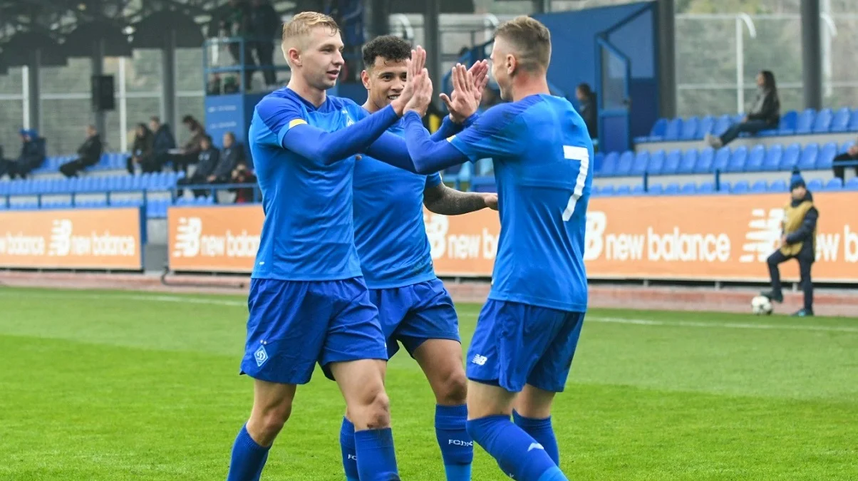 Богдан Білошевський (крайній ліворуч) / фото: Динамо