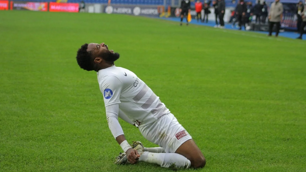 Аарон Бупендза / Фото з відкритих джерел