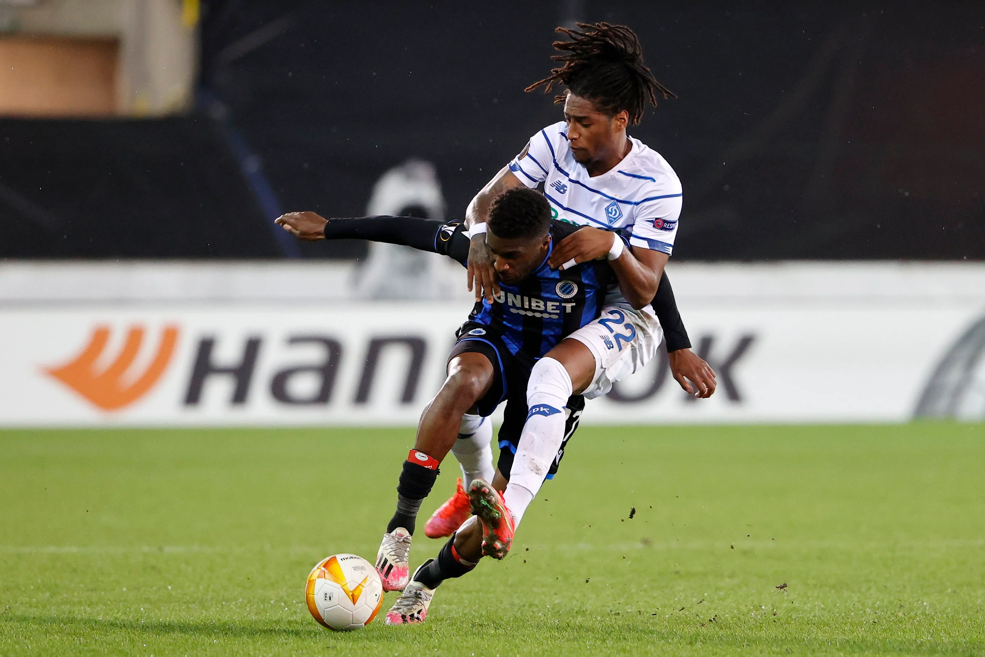 Брюгге – Динамо – видео гола