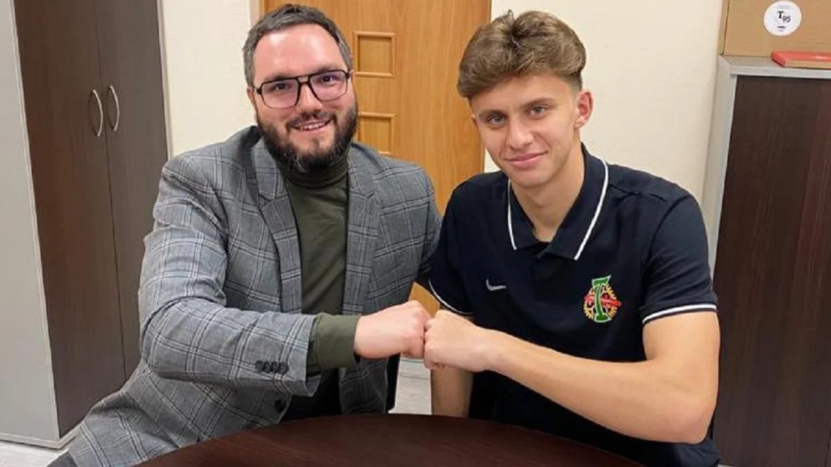 Андрій Кравчук (праворуч) / ФК Торпедо