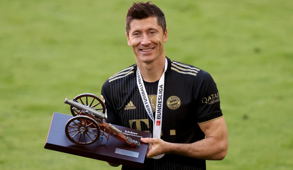 Роберт Лєвандовскі – володар "Золотого бутса"-2021 / Bundesliga