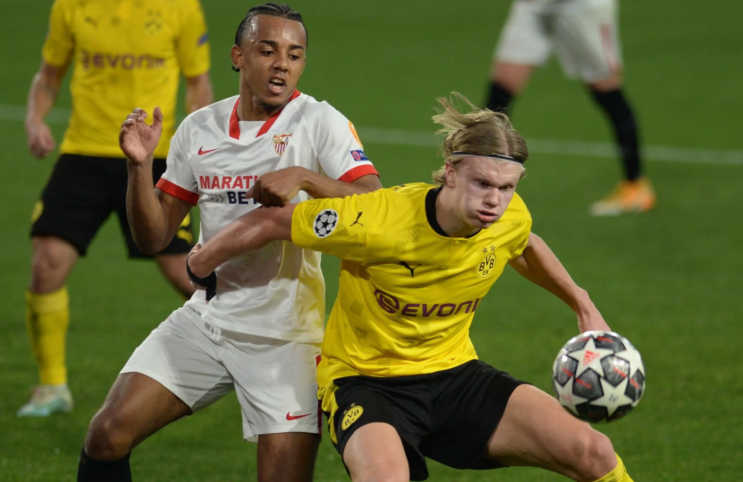 Боруссия Д – Севилья: онлайн-трансляция матча Лиги чемпионов