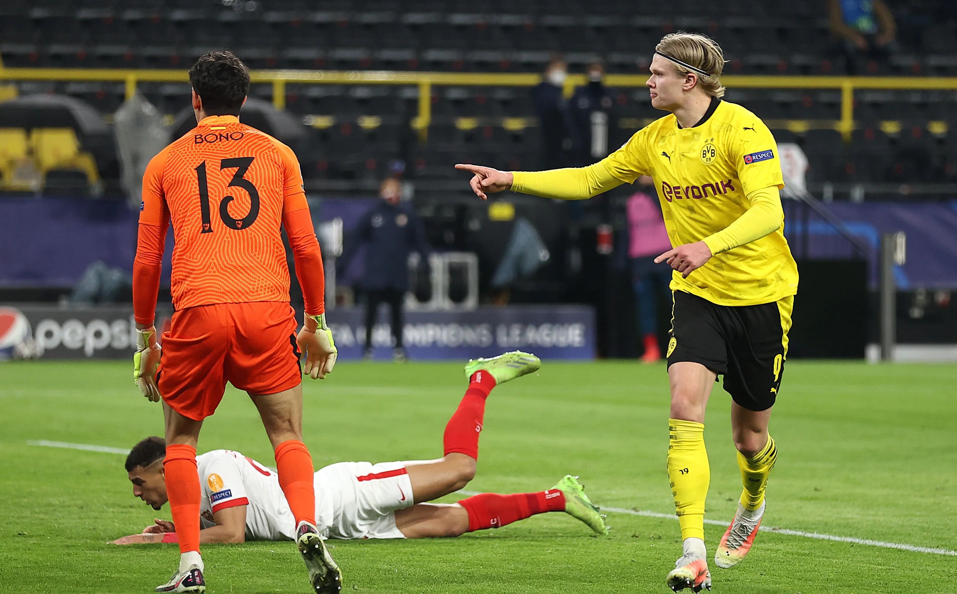 Борусія Д – Севілья: огляд матчу Ліги чемпіонів