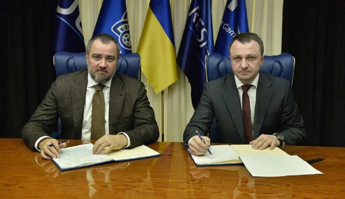 Андрей Павелко и Тарас Кремень / Фото П. Кубанова