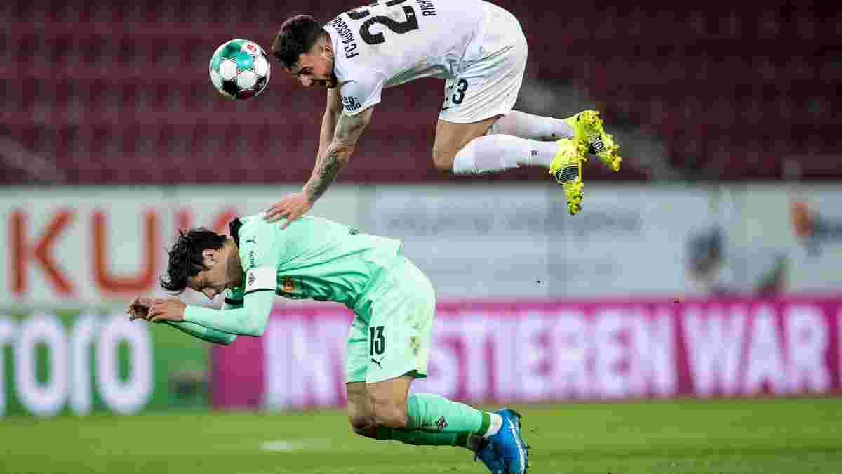 Борусія М у матчі із нереалізованим пенальті поступилась  Аугсбургу – "жеребці" зазнали шостої поразки поспіль 