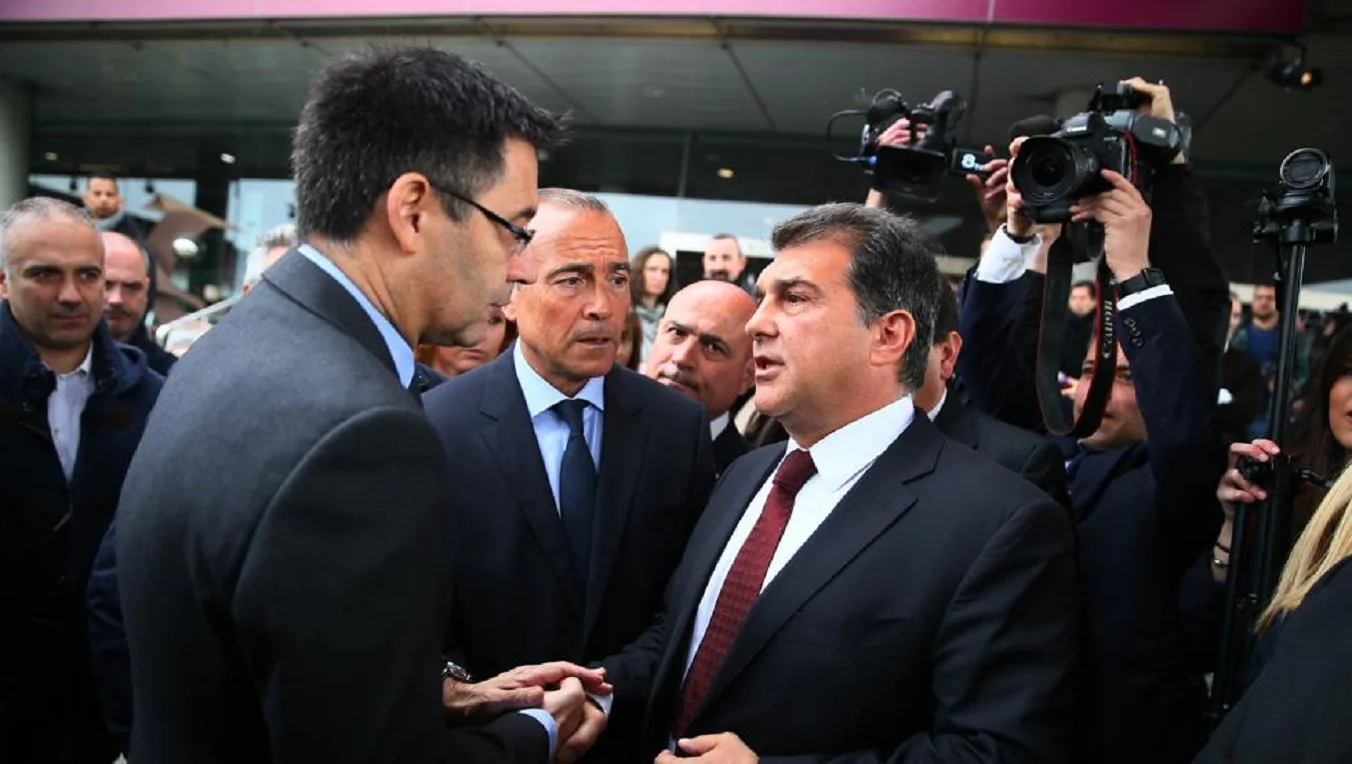 Хосеп Мария Бартомеу и Жоан Лапорта / Фото AS