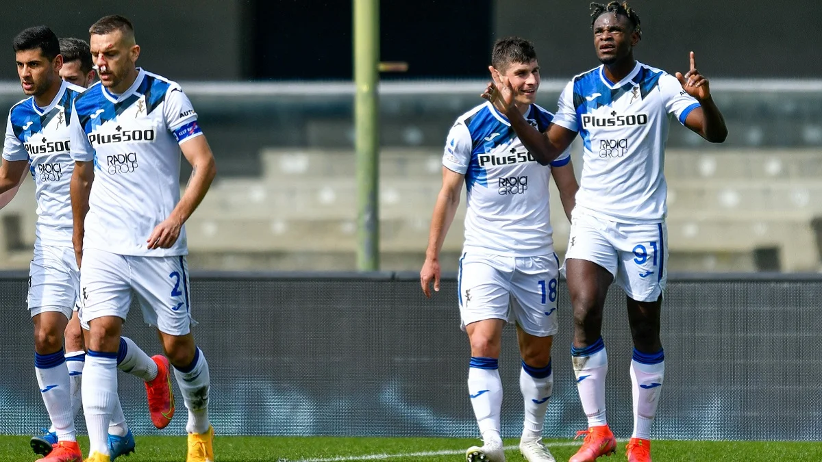 Малиновский против Вероны / Twitter ФК Аталанты