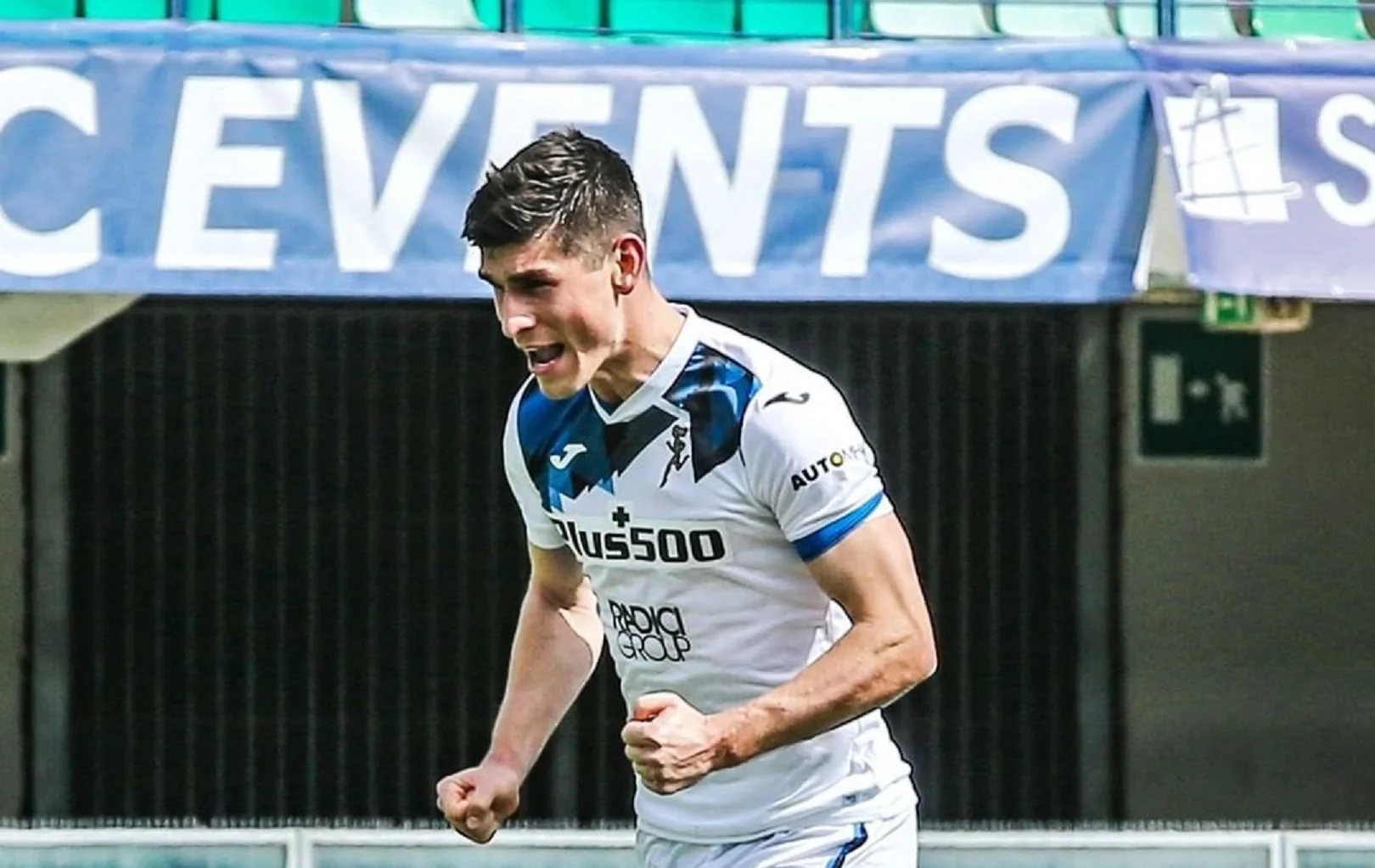 Маліновський прибив Верону в першому таймі