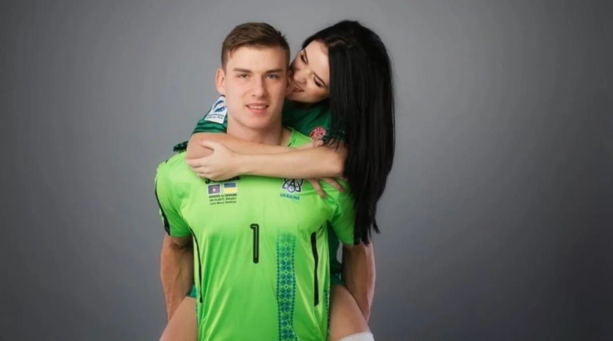 Андрій Лунін та його дружина Анастасія / фото: УАФ