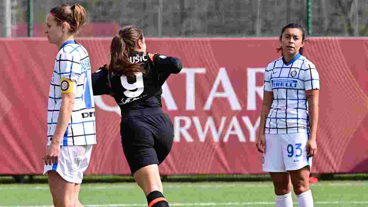 Гравчиня Роми красивою бісіклетою вразила ворота Інтера – дівчина відсвяткувала гол без футболки
