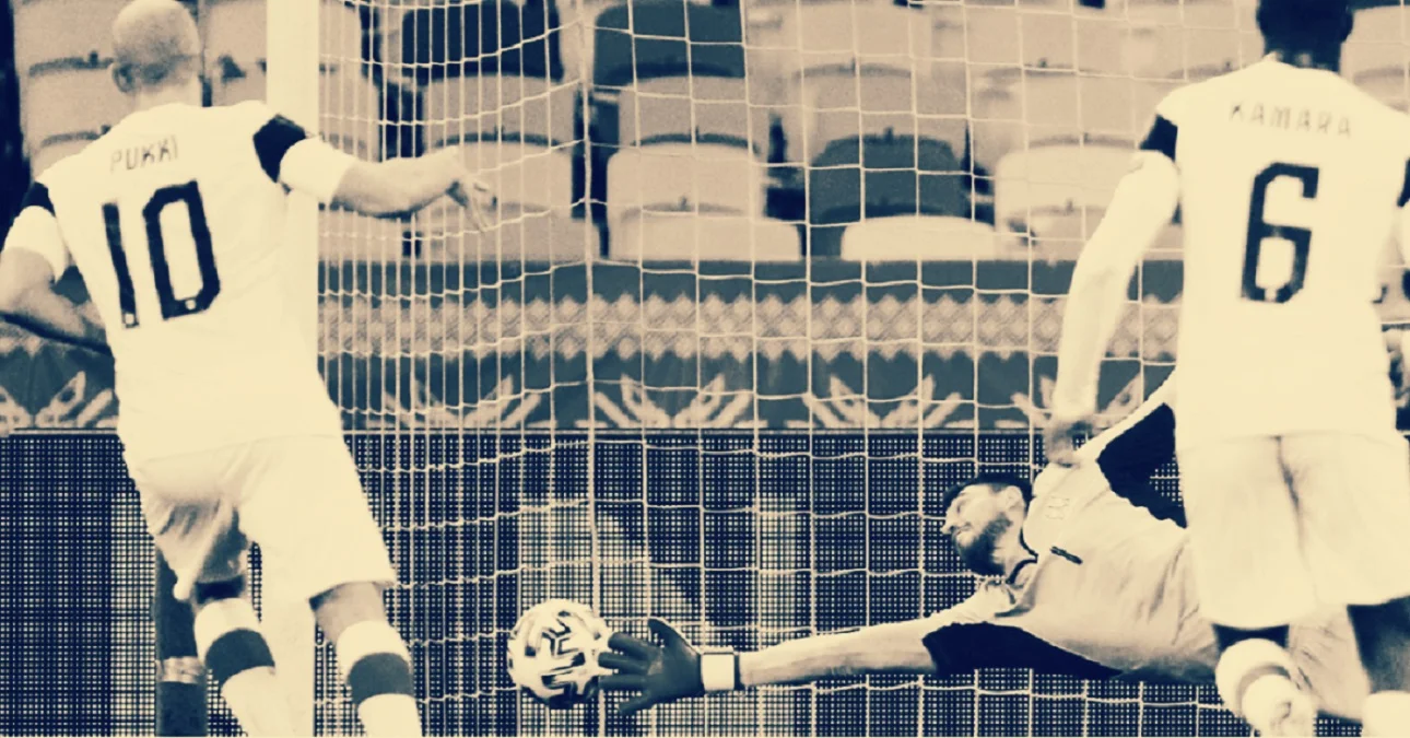 Пукки пробивает Бущана / Twitter