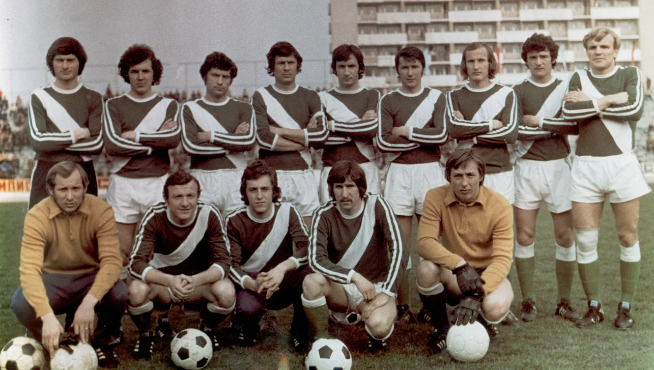 Карпати 70-х: Федір Чорба – третій праворуч у верхньому ряду