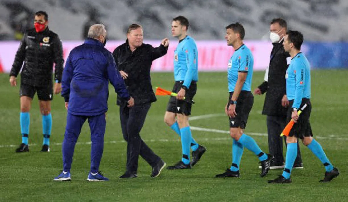 Рональд Куман (в центрі) / Твіттер R1F