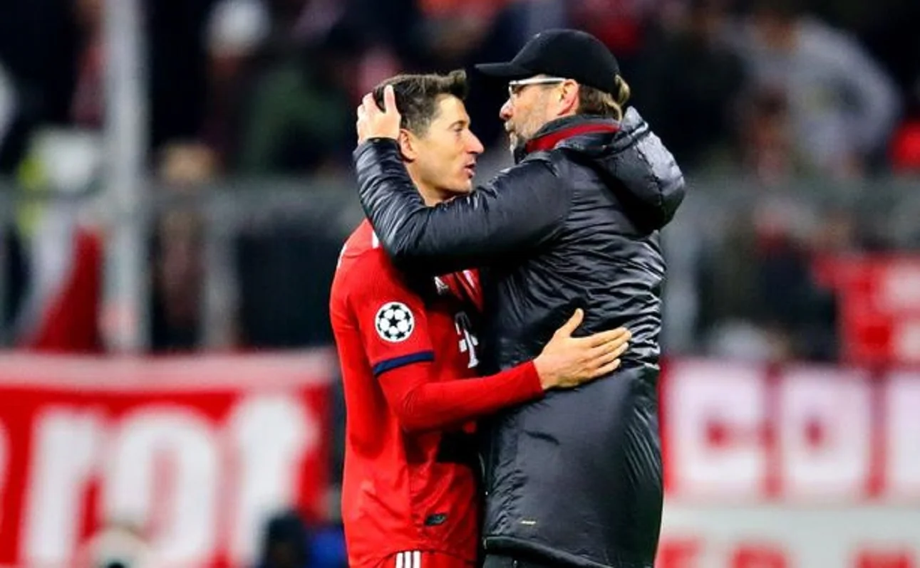 Роберт Лєвандовскі та Юрген Клопп / Фото ФК Ліверпуль