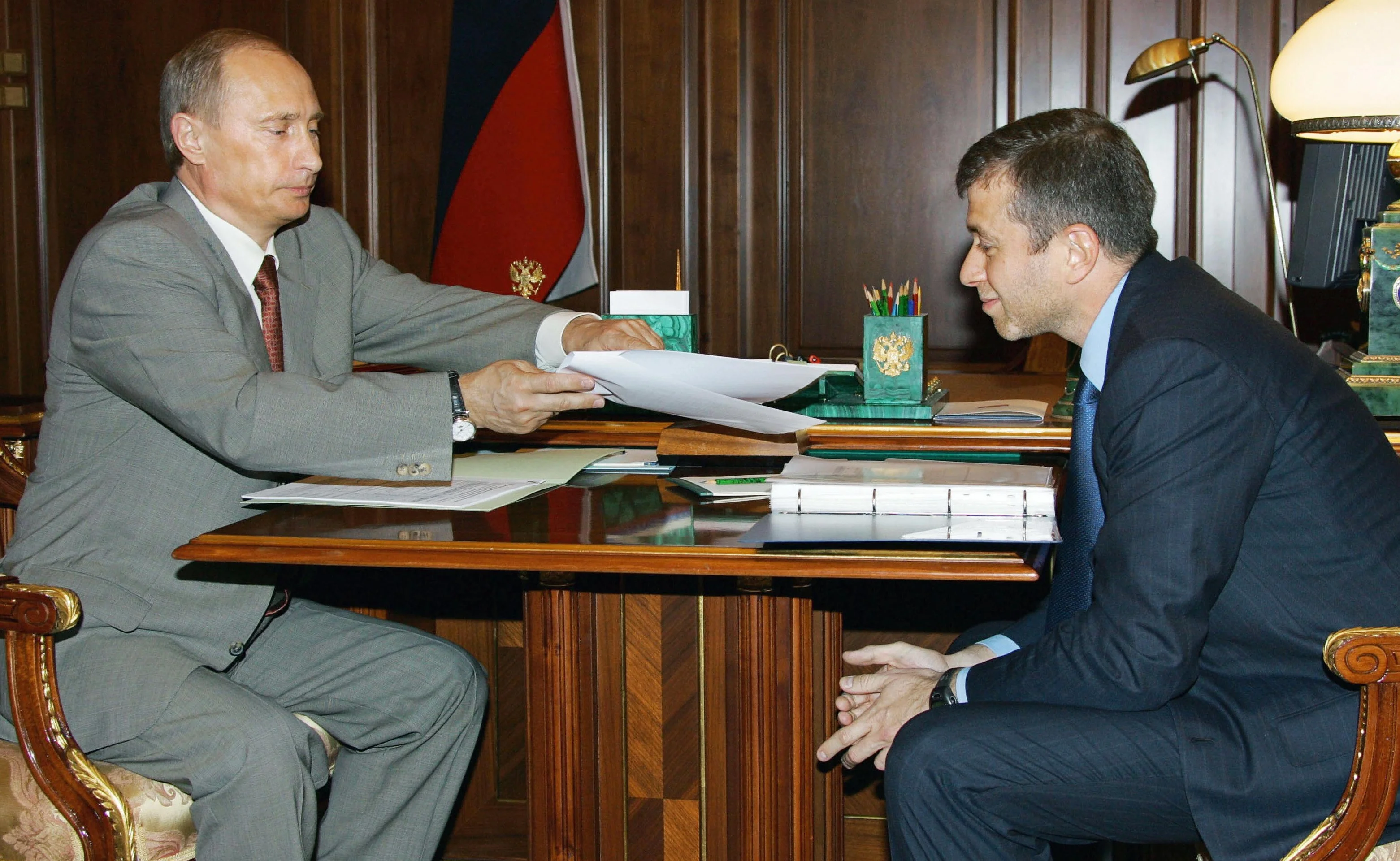 Володимир Путін та Роман Абрамович / Фото AFP