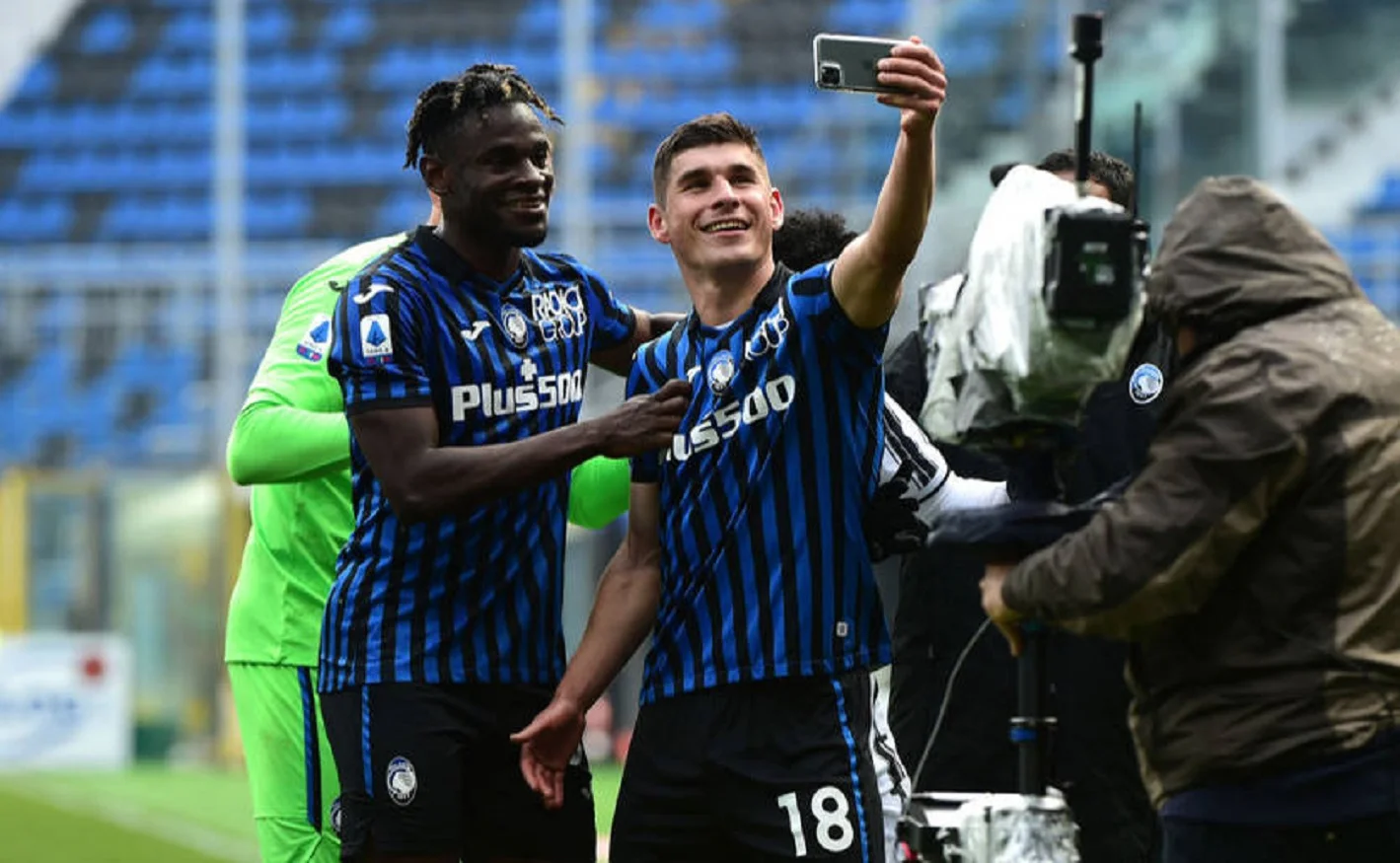 Дуван Сапата та Руслан Маліновський / Фото Аталанта