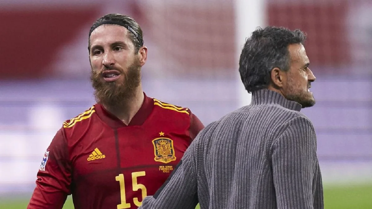 Рамос и Луис Энрике / Getty Images