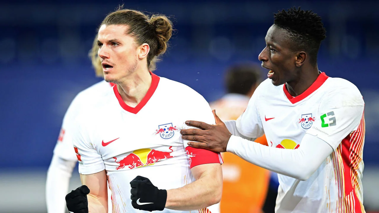 Марсель Забитцер с одноклубником / Bild