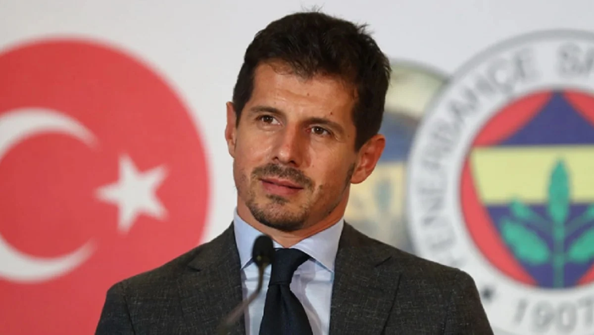 Емре Белозоглу пішов з Фенербахче / Сайт клубу